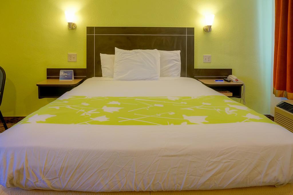 Piedmont Place Motel Oakland Room photo